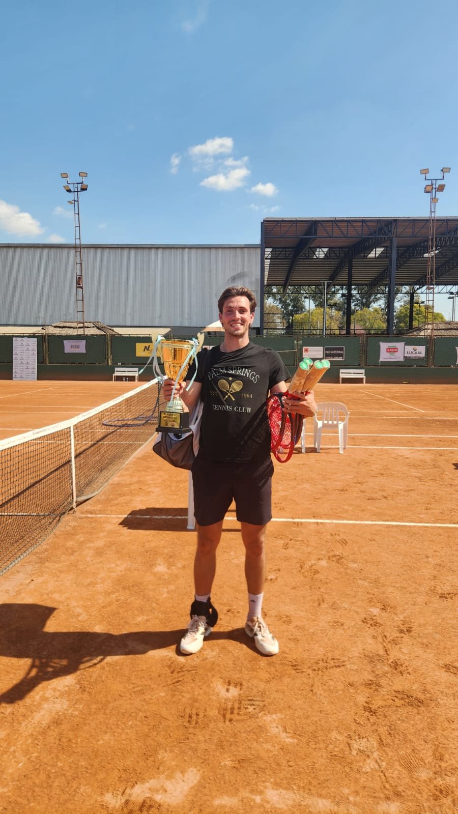 Francisco Gay brilló en Las Varillas y logró su segundo título profesional de la temporada