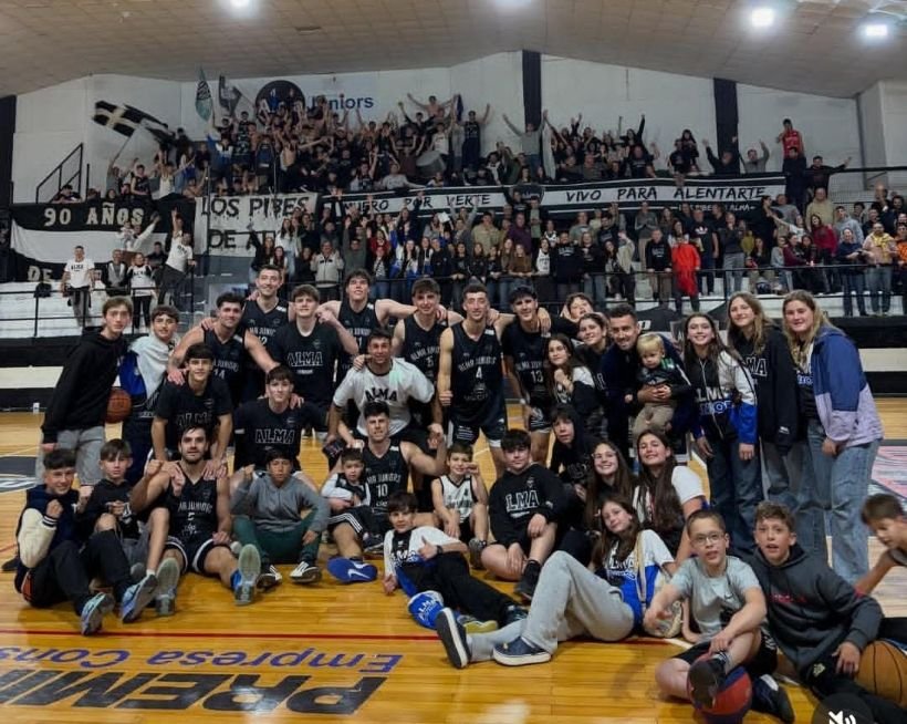 Alma Juniors ganó el clásico como local en el Prefederal